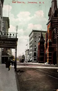 EAST THIRD ST JAMESTOWN NEW YORK Postcard - Picture 1 of 2
