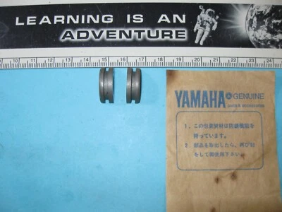 YAMAHA XS1 XS2 NOS OEM SOPORTE DE ENGRANAJE DE ARRANQUE 256-15654-00-00 PAQUETE DE 2 jh Foto 1 de 4