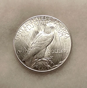 1926-S Peace Silber Dollar - besseres Datum - scharf aussehende vz + Münze - KOSTENLOSER VERSAND - Bild 1 von 2