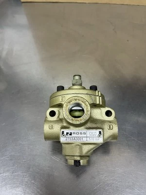 Válvula neumática Poppet Ross 2753A3001 usada Foto 1 de 4