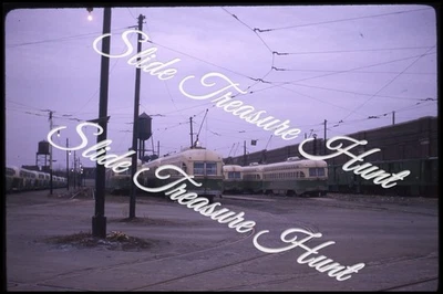 Carro de tracción PTC ferrocarril escena callejera Philadelphia 35 mm extensión años 60 Foto 1 de 3