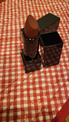 NEW  IN BOX RARE Victoria's Secret Very Sexy Perfect Lipstick BODY LANGUAGE  - Image 1 of 2