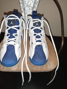 Youth Jordan True Flight Shoes - Picture 1 of 5