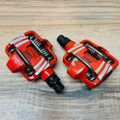Pedales de bicicleta de montaña Time ATAC Alium sin clip rojos BAJO KILOMETRAJE sin tacos Foto 1 de 4