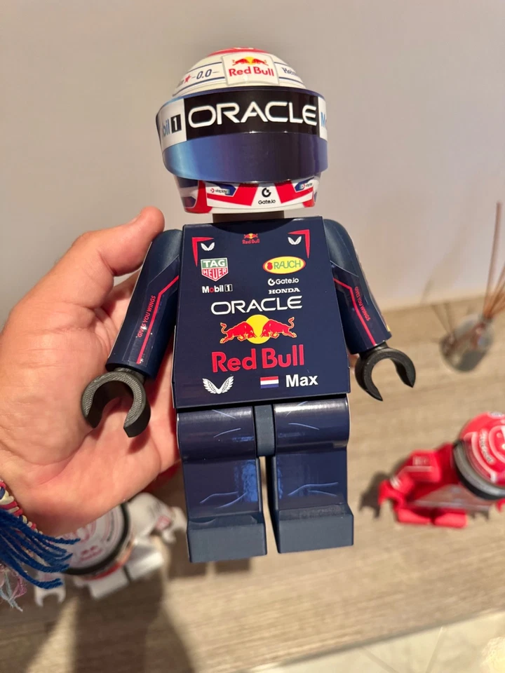F1 Minifigure Figure 23/24 Cm Max Verstappen 2025 F1 - Image 1 of 4