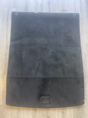 AUDI A7 QUATTRO 2012 - 3,0 L alfombrilla de maletero/cubierta de neumático de repuesto 4G8863463A Foto 1 de 4