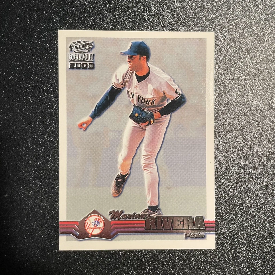 2000 Pacific Paramount #164 Mariano Rivera - Image 1 of 1