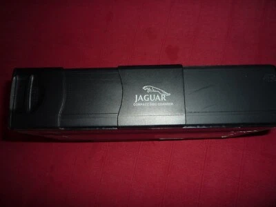Jaguar X350 X TYPE S TYPE CD CHANGER WITH MAGAZINE - Image 1 of 4