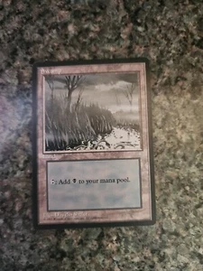 Swamp (B) Ice Age NM/SP Basic Land MAGIC THE GATHERING MTG CARD w1 - Picture 1 of 1
