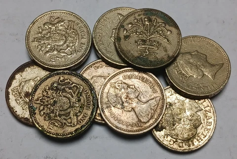 1x UK One Pound - Random Date British £1 Coin - Elizabeth II - Great Britain Cover