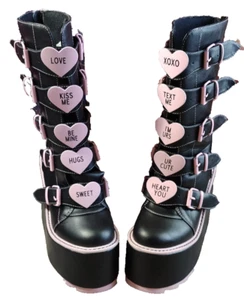 YRU Platform Boots Exclusive Valentine’s Hearts Buckle Black Pink Size 7M Zip - Picture 1 of 16