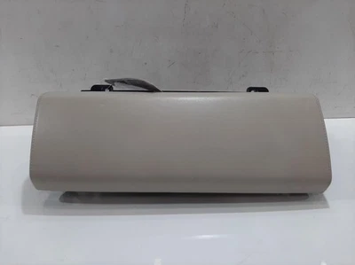 Land Rover Range Rover 2015 5 puertas Estate guantera  Foto 1 de 4