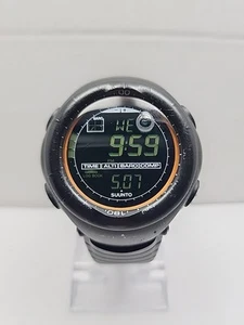 Suunto Vector Digital Sports Watch Men 51mm Black Compass Barometer New Battery - Picture 1 of 17