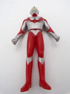 Bandai Japan Ultraman 5" Vinyl Figure Sentai Kamen Rider Power Rangers 2 - Picture 1 of 3