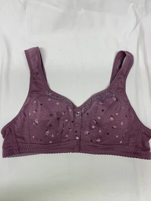 Sujetador para mujer, lavanda, grande, correas ajustables, cierre en la espalda, sin relleno. Foto 1 de 4