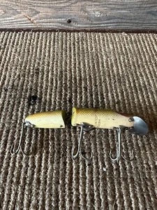 Vintage Heddon Fishing Lure Jointed Vamp - Picture 1 of 10