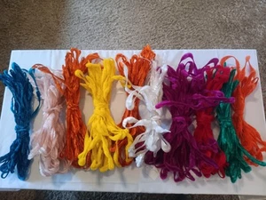 Vintage holpriger Chenille Pfeifenreiniger 100+ Yards verdrahtet Bastelbedarf orange gelb - Bild 1 von 8