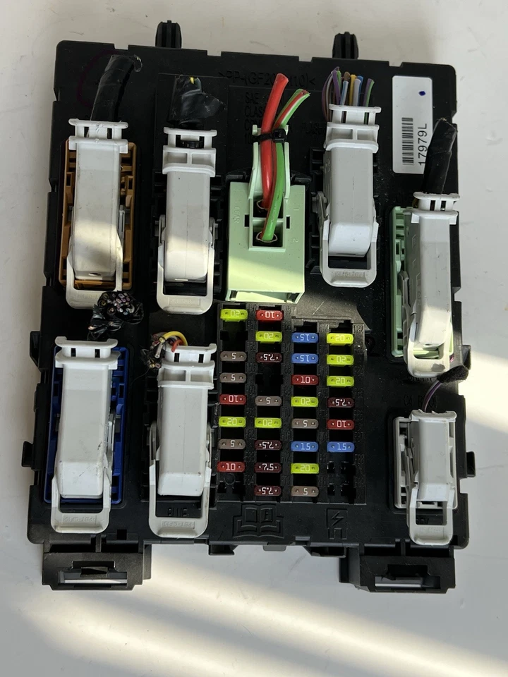 2018 FORD ESCAPE BODY CONTROL INTERIOR FUSE BOX GV6T-14A073-JK OEM - Image 1 of 4