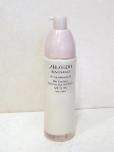 SHISEIDO BENEFIANCE WRINKLERESIST24 DAY EMULSION SPF 15 75mL - Picture 1 of 2
