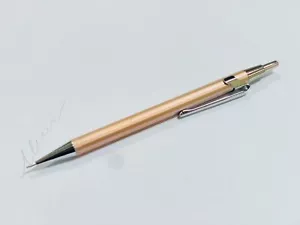 Lápiz de dibujo mecánico ligero 0,7 mm hecho en Japón automático - Imagen 1 de 6