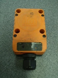 IFM EFECTOR PROXIMITY SENSOR IC0006 ICE2040-FB0A/NPT - Picture 1 of 3