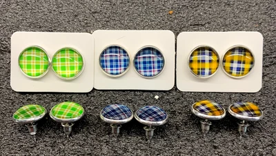 3 pairs of different HANDMADE "tartan"glass/acrylic silver plated 12 mm studs - Image 1 of 4
