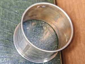 Ancien Rond de serviette en argent massif poinçon minerve 1er titre - Imagen 1 de 5