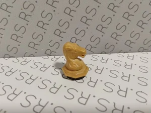 DRUEKE CHESS MAGNETIC MINI CHESS PIECE KNIGHT - Picture 1 of 4