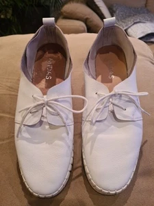 Midas Womens White Leather Lace Up Shoes Size 41 EUR 10-10.5 US - Picture 1 of 8