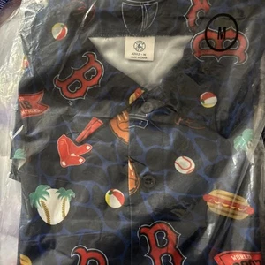 Boston Red Sox 2024 Hawaiian Button Up Shirt Giveaway Size XL MLB Fenway SGA - Picture 1 of 3