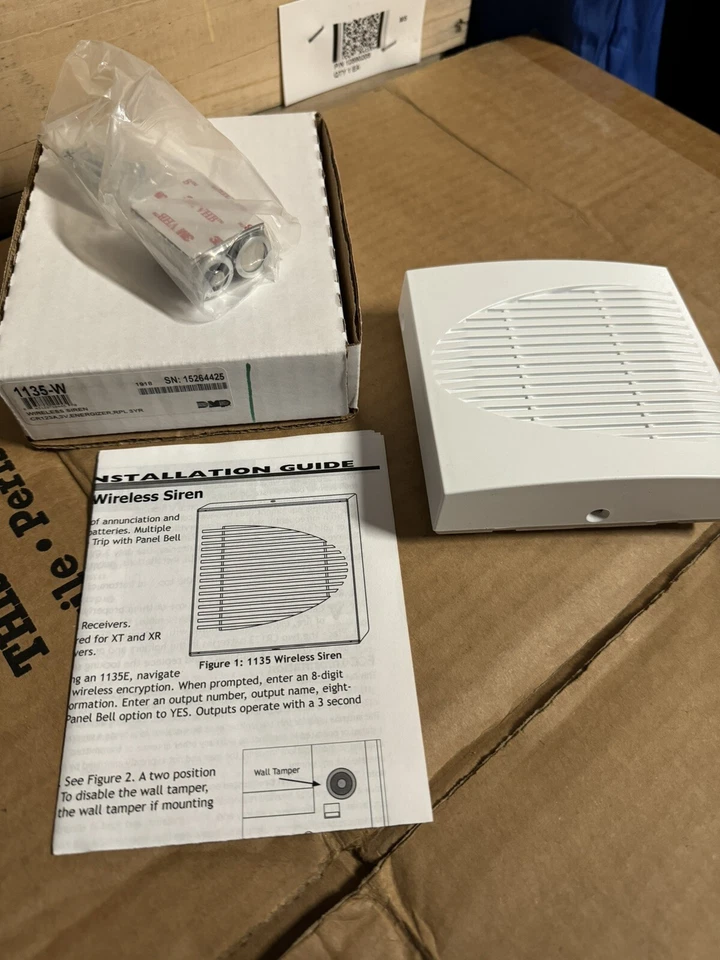 DMP 1135-W Wireless Siren. Old Stock