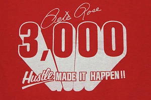 M * vtg 70s 1978 PETE ROSE Cincinnati Reds t shirt * 72.71 - Picture 1 of 3