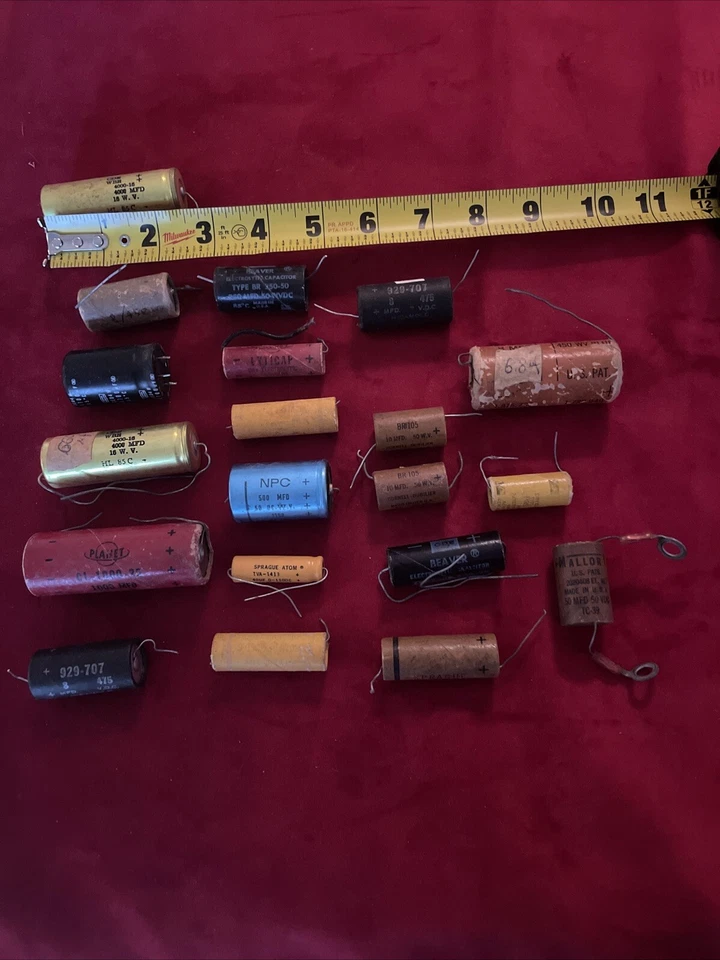 20 piezas Condensadores Vintage Muy Raros Difíciles de Encontrar Beaver, Mallory, NPC Fender prt Foto 1 de 4