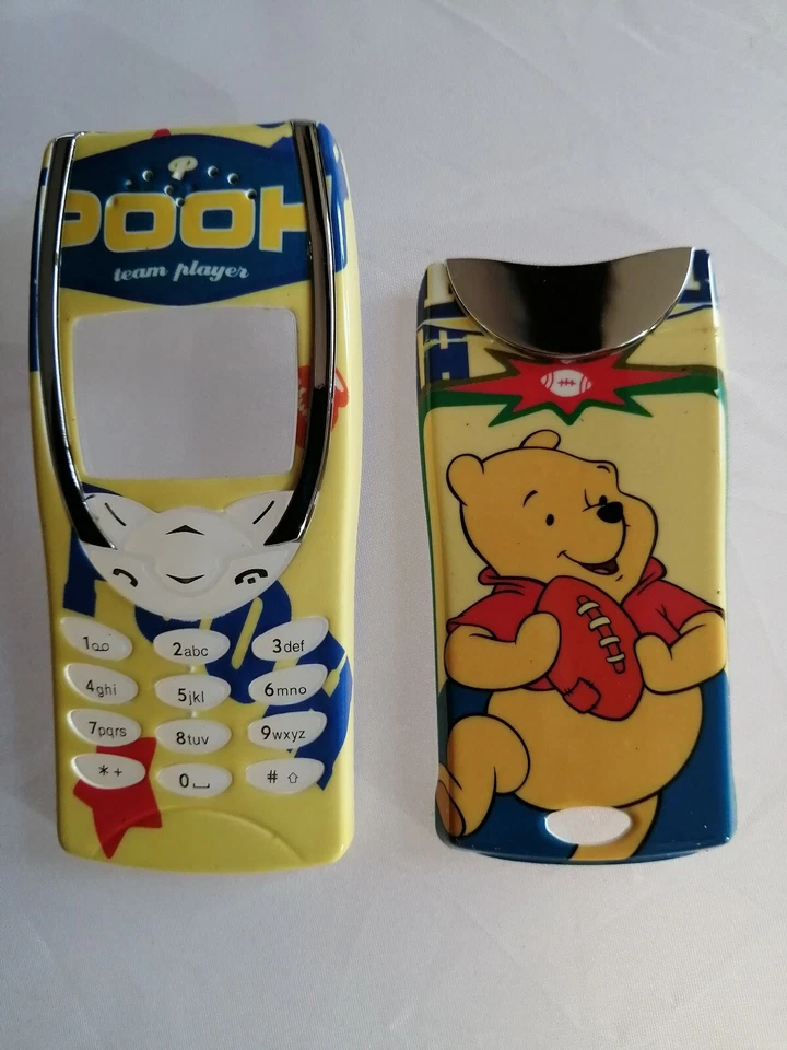 Teclado Winnie The Pooh Nokia 8210 con cubierta frontal y trasera Foto 1 de 1