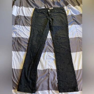 Jeans Mudd Rose estampado negro estampado floral. talla 14 buen estado Foto 1 de 4