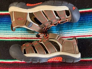 KEEN Orange/Brown H2O NEWPORT SPORT WATER SANDALS BOYS YOUTH 4 - Picture 1 of 10