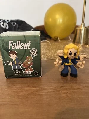 Minifigura Misteriosa Funko Femenina Fallout 3 4 Licencia Oficial Foto 1 de 4