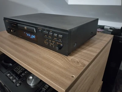 Denon DCD-755AR CD Player Optical out, toslink, remote, cd text - Bild 1 von 4