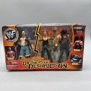 NEU WWF WWE Jakks Pacific Brothers of Destruction Steve Austin Kane Undertaker - Bild 1 von 11