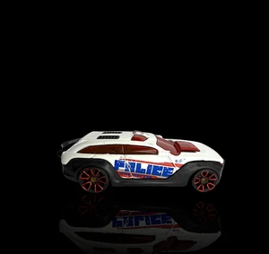 HOT WHEELS 2012 INSEGUIMENTO INTERCEPTOR ~ AUTO DELLA POLIZIA PRESSOFUSA BIANCA CON ROSSO E BLU - Foto 1 di 6