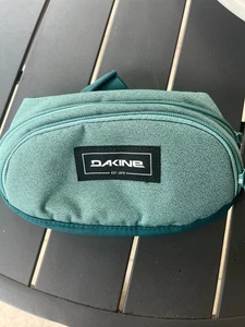 Dakine Hip Pack Teal New Without Tags Great Value - Picture 1 of 7