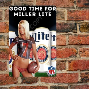 Miller Lite sexy NFL MÄDCHEN Werbung Blechschild - Bar Mann Höhle Garage Deko - Bild 1 von 2