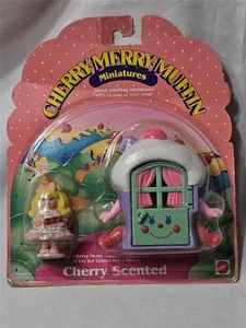 Miniaturas de colección Cherry Merry Muffin difícil de encontrar perfumadas con cereza # 9644 - Imagen 1 de 6
