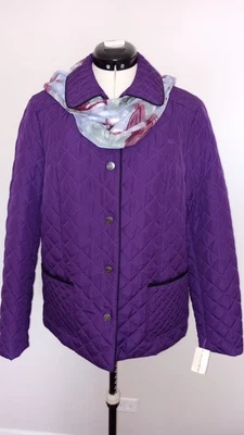 Abrigo acolchado para mujer Studio Works Brand púrpura claro talla mediana Foto 1 de 4