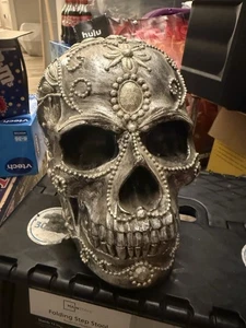 Teschio in ceramica pesante argento - decorazione Halloween decorazione casa - Foto 1 di 4