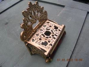 ** VICTORIAN STYLE ~BRASS ~TOILET ROLL HOLDER** - Picture 1 of 2