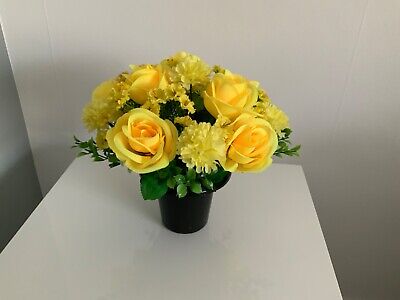 Beautiful Artificial Yellow Flower Arrangement In Grave/memorial/crem Pot  • 15.12€