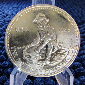 Vintage 1985 Engelhard Prospector Round - 1 Troy oz. .999+ Fine Silver Round - Picture 1 of 10