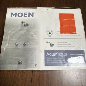 Válvula cromada para grifo de bañera y ducha de 2 manijas Moen Adler 82602 incluida - Imagen 1 de 3