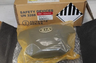 2006 - 2014 Kia Sedona руль центр клаксона подушечка - Изображение 1 из 4